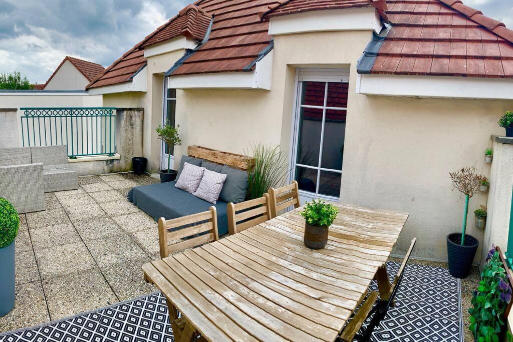 Le Dortoir Villa Magny-le-Hongre Exterior photo